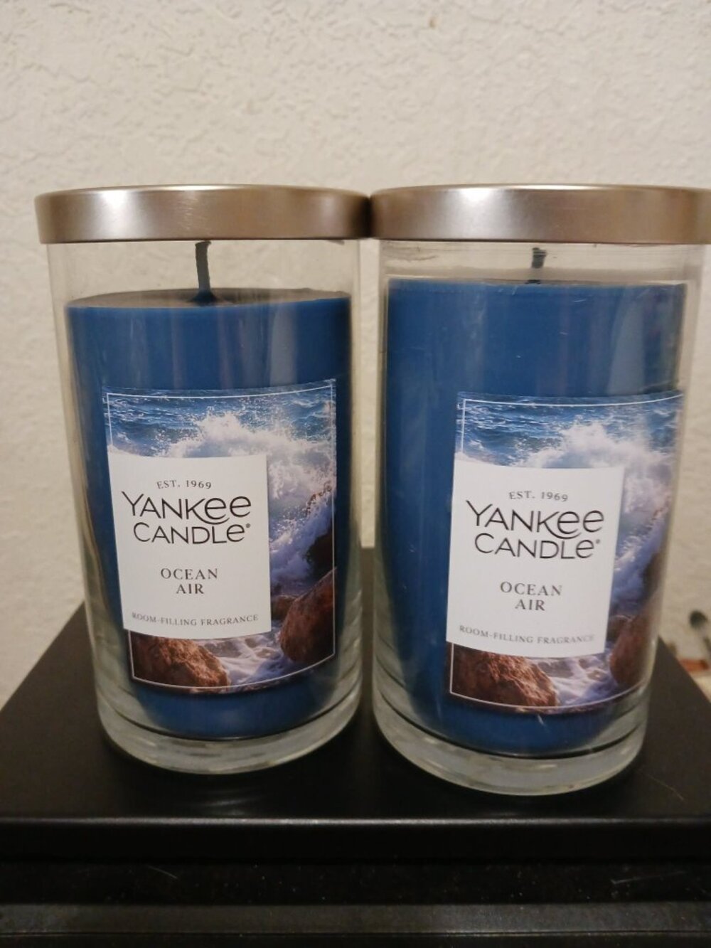 Yankee Candle Medium Pillars Ocean Air Scented 14.5oz NEW Lot of 2